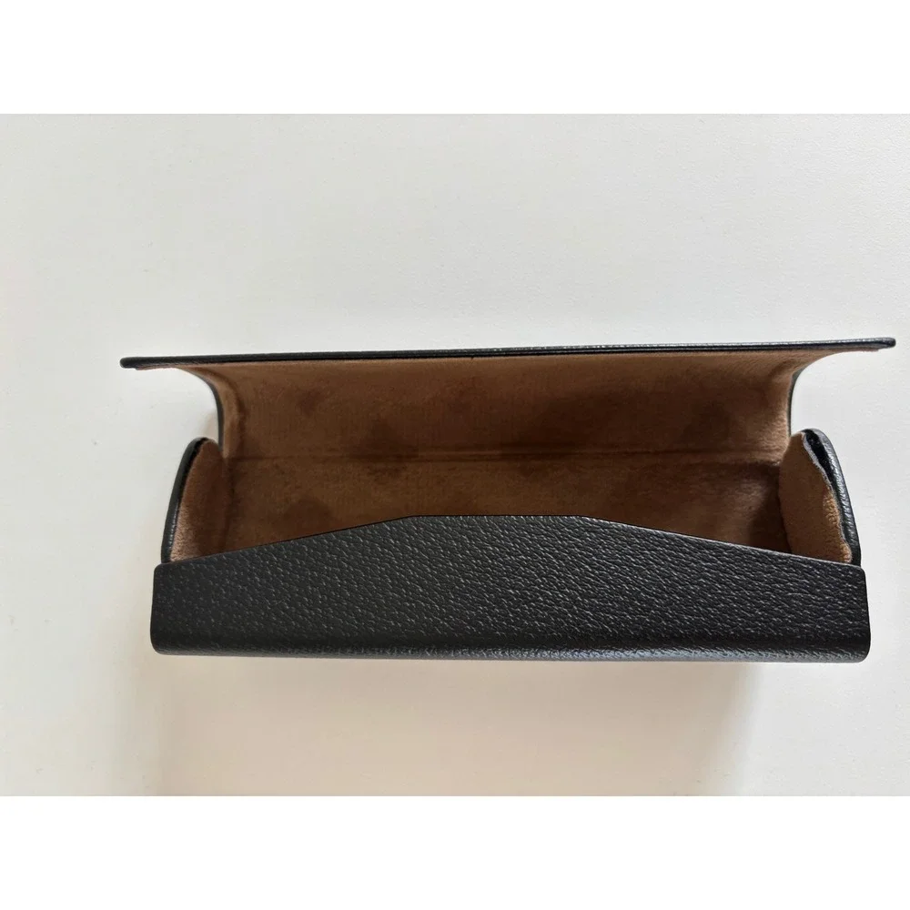 Burberry Eyeglasses Sunglasses Hard Case Black Textured Gold Logo Protective